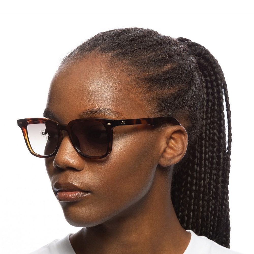 Le Specs Tortoise Shell Rectangular Sunglasses wi… - image 6